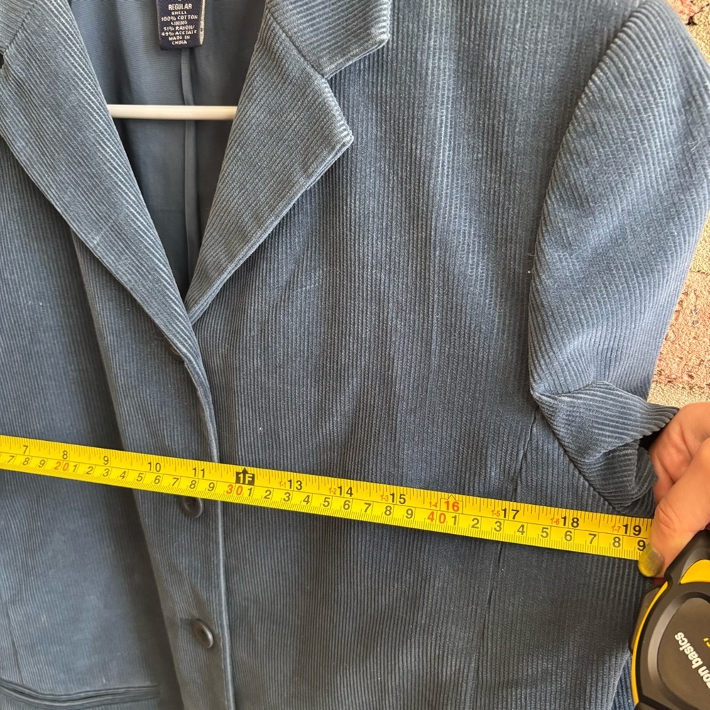 Lands' End Women's Navy Blazer - Picture 4 of 5